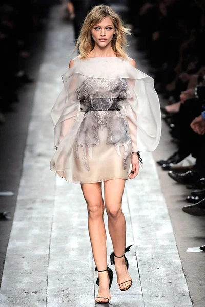 Look 39